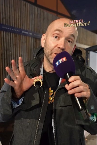 mercidorothee_medaillon.jpg