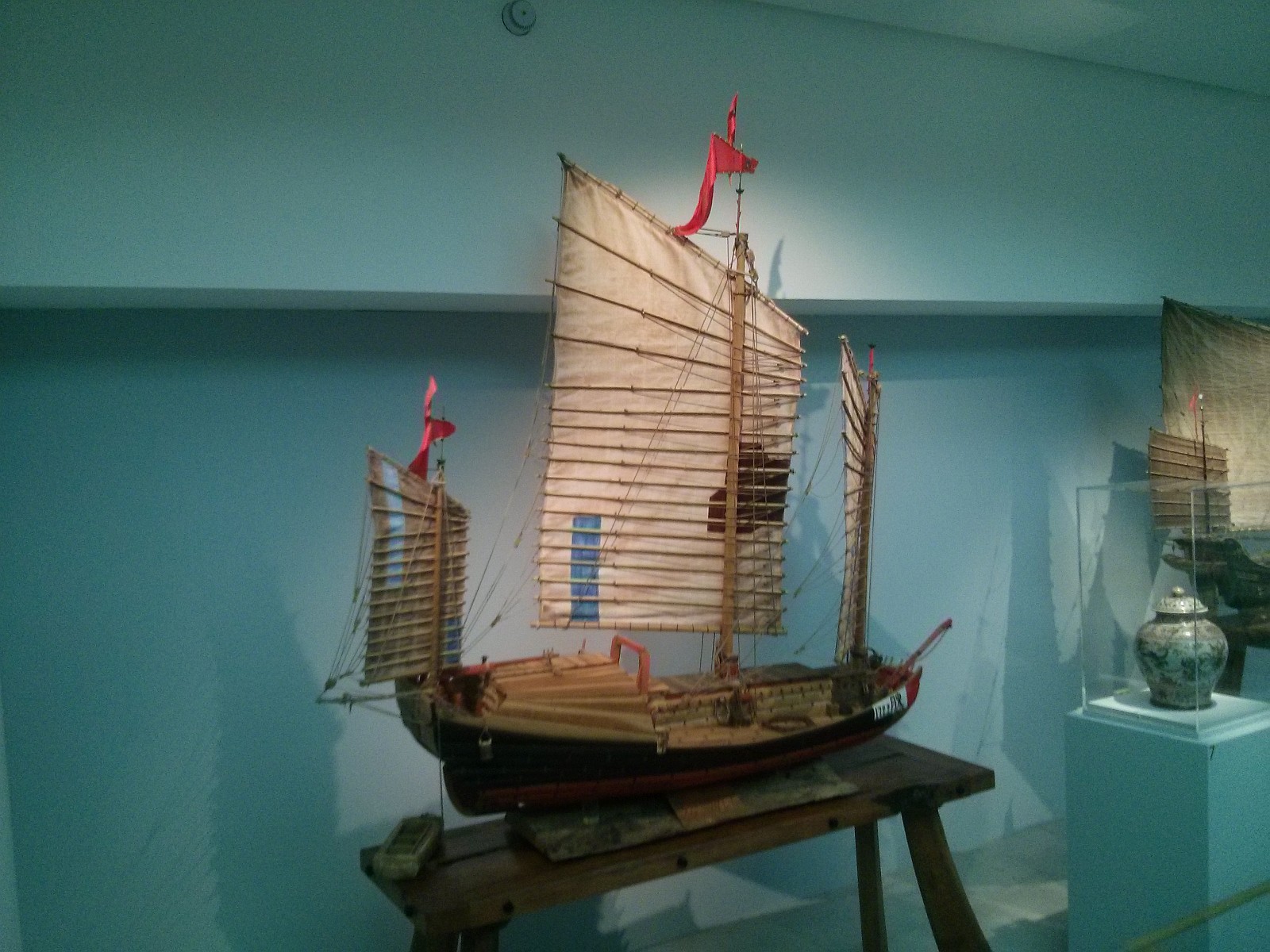 Exposition dans un musée à Nice (2013) - 27/94